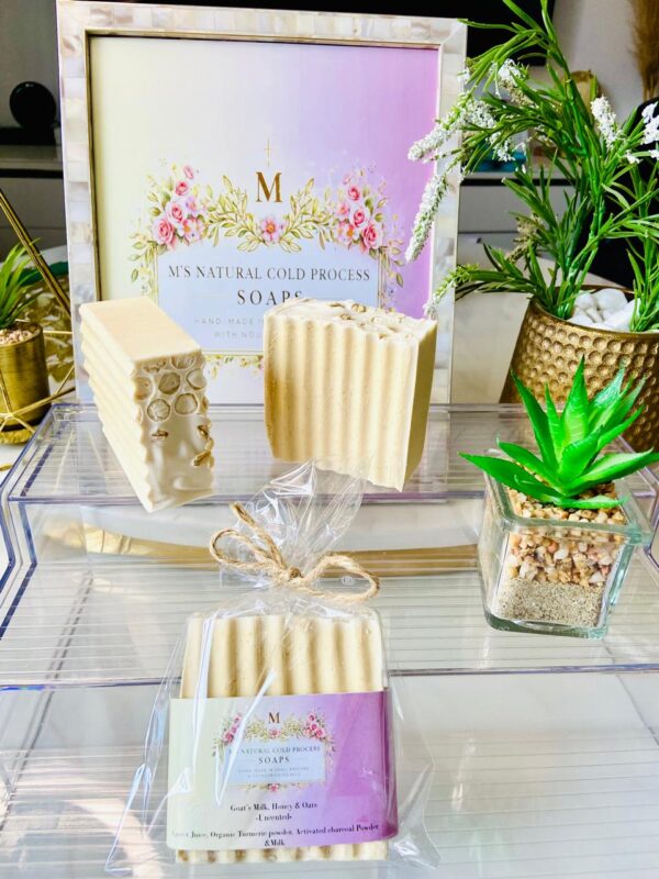 Goat’s milk, honey and oats soap
