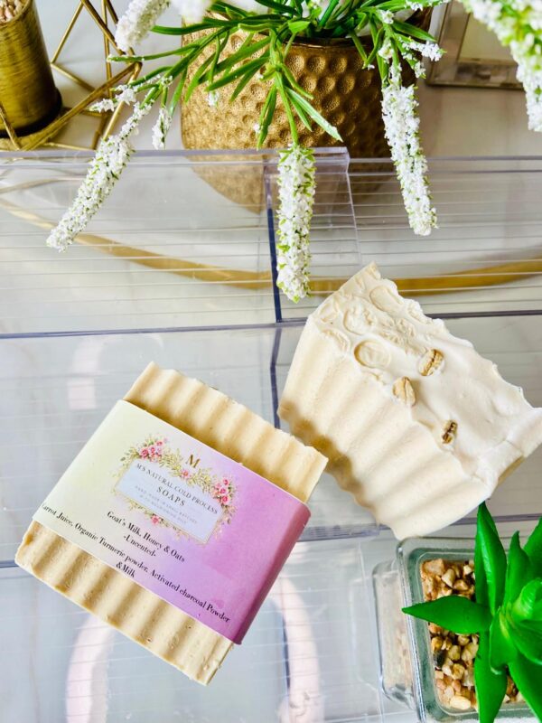 Goat’s milk, honey and oats soap