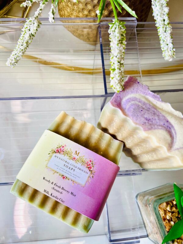 Woody and fresh breezy mist soap